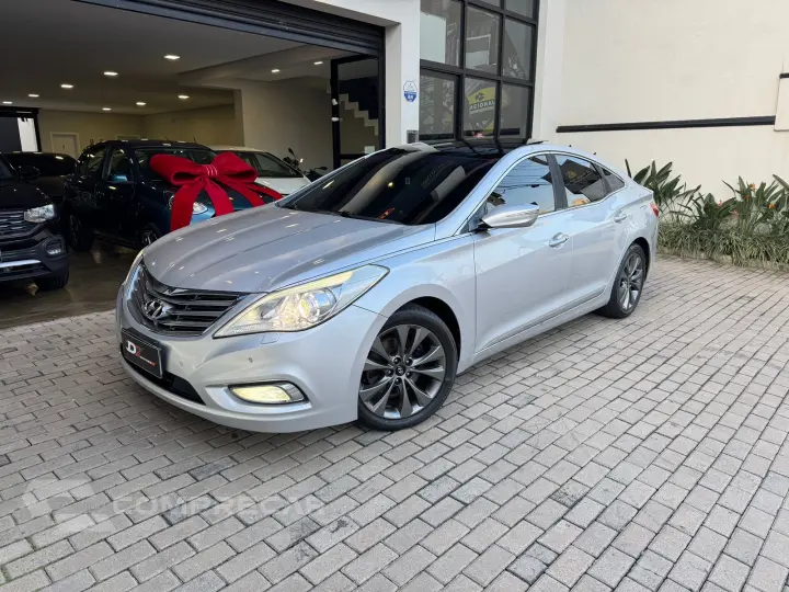 AZERA 3.0 MPFI GLS V6 24V