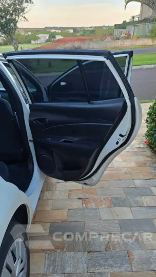 YARIS 1.3 16V XL