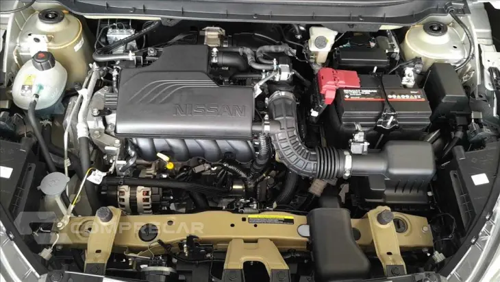 KICKS PLAY 1.6 16V FLEXSTART SENSE XTRONIC