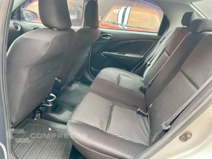 ETIOS 1.5 XS Sedan 16V
