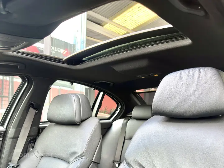 550i 4.4 SEDAN V8 32V GASOLINA 4P AUTOMÁTICO