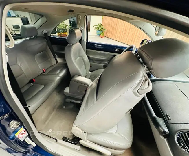 NEW BEETLE 2.0 MI 8V