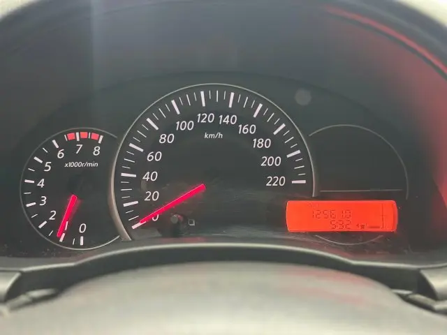 MARCH - 1.0 SV 12V 4P MANUAL