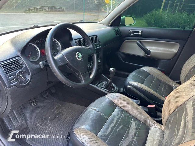 GOLF - 1.6 MI SPORTLINE 8V 4P MANUAL