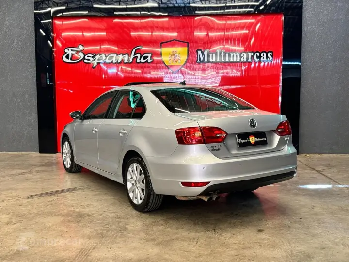 Jetta 2.0 Comfortline Flex 4P Tiptronic