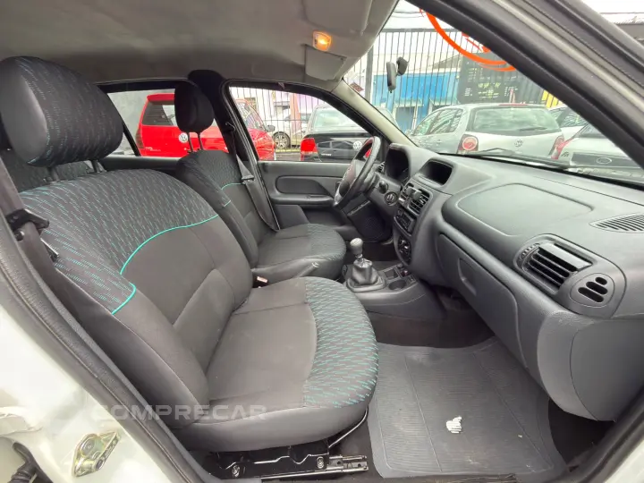CLIO 1.0 Expression 16V Hi-power