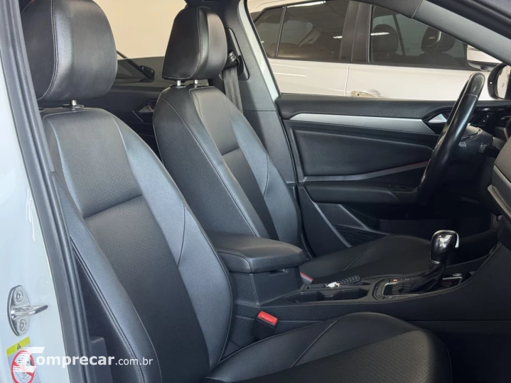 Jetta 1.4 4P 250 TSI R-LINE AUTOMÁTICO