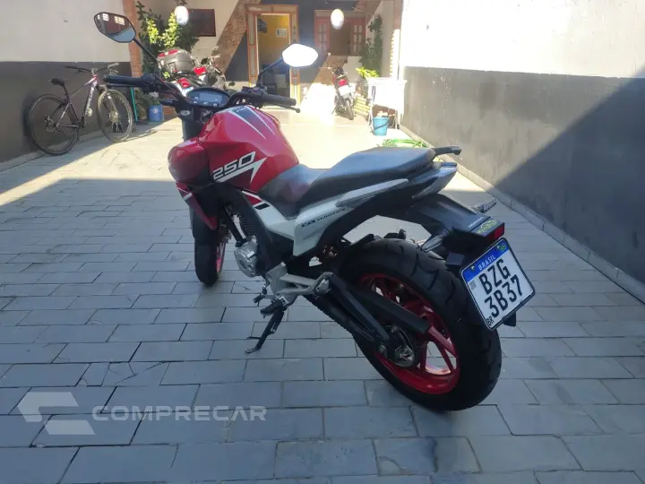 CB250F TWISTER ABS
