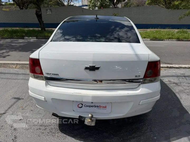 VECTRA 2.0 MPFI Elegance 8V