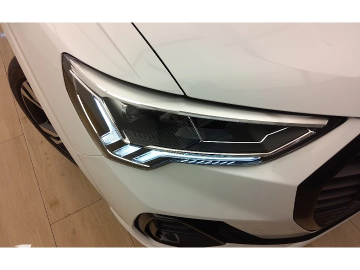 Q3 2.0 40 TFSI GASOLINA PERFORMANCE BLACK PLUS QUATTRO TIPTR