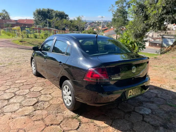 VOYAGE 1.0 MI City 8V