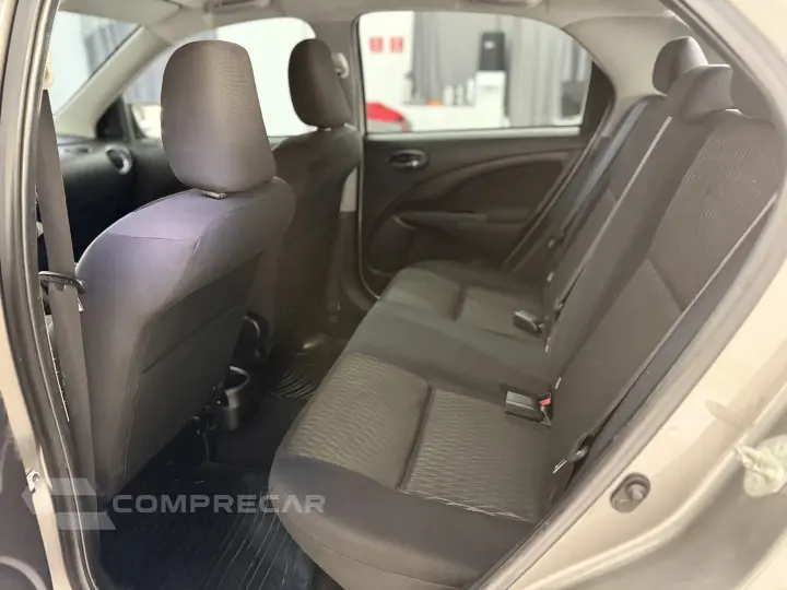 ETIOS 1.5 XS Sedan 16V
