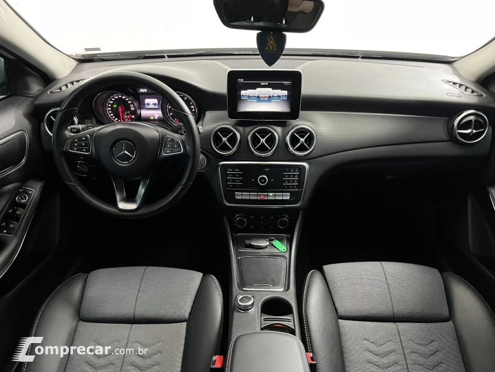 GLA 200 1.6 CGI Style 16V Turbo