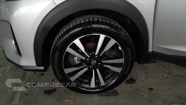 KICKS PLAY 1.6 16V FLEXSTART SENSE XTRONIC