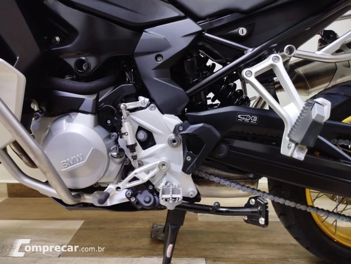 F 850 GS ADVENTURE 40 ANOS