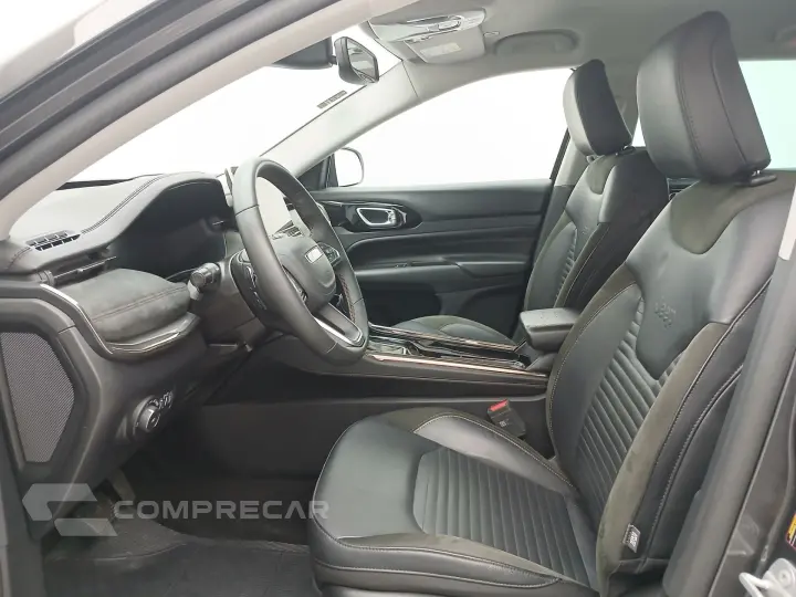 COMMANDER 1.3 T270 TURBO FLEX LIMITED AT6