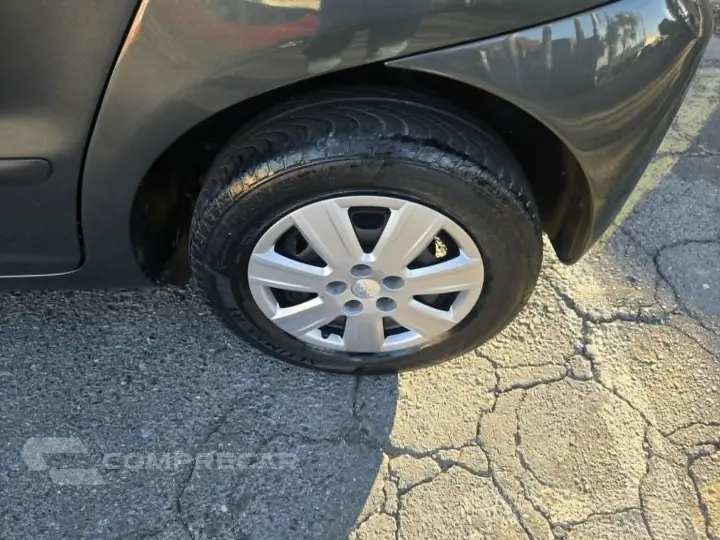 FOX 1.6 MI Bluemotion 8V