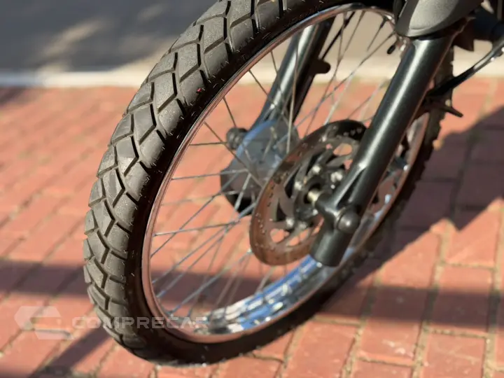 XTZ 250 LANDER
