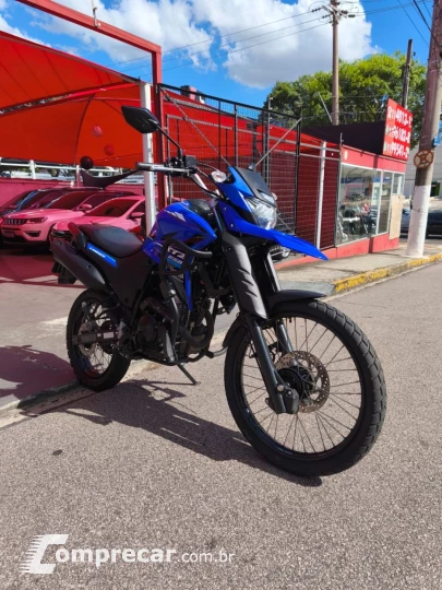 XTZ 250 LANDER