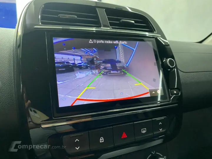 Kwid KWID Intense 1.0 Flex 12V 5p Mec.