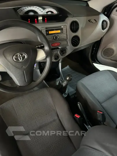 ETIOS 1.5 XS Sedan 16V