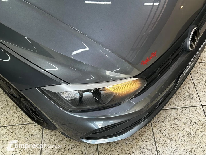 Polo Track Rock in Rio 1.0 Flex 12V 5p