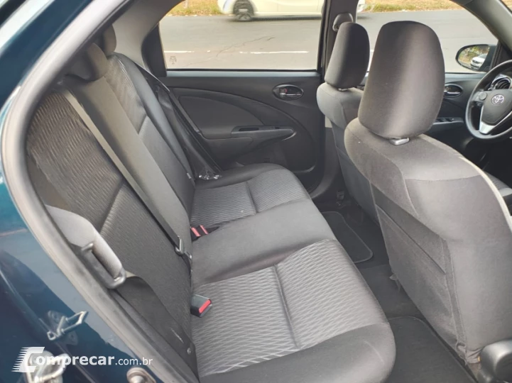 ETIOS 1.5 XS Sedan 16V