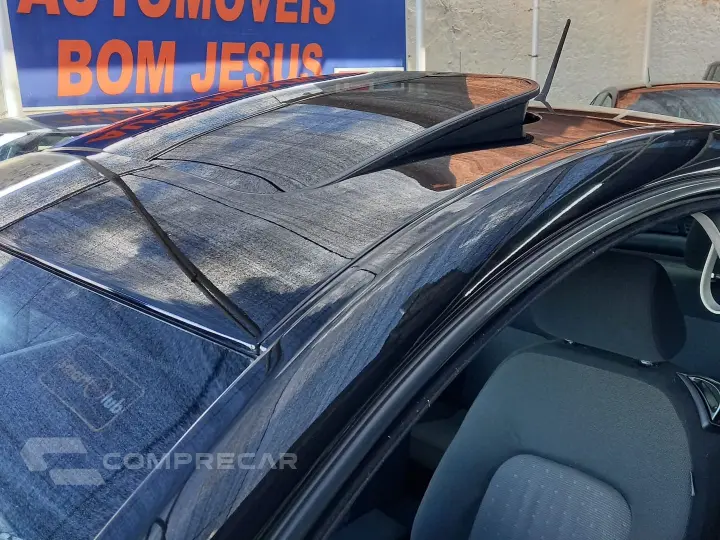 New Beetle 2.0 Mi 8V Gasolina 2P Automático