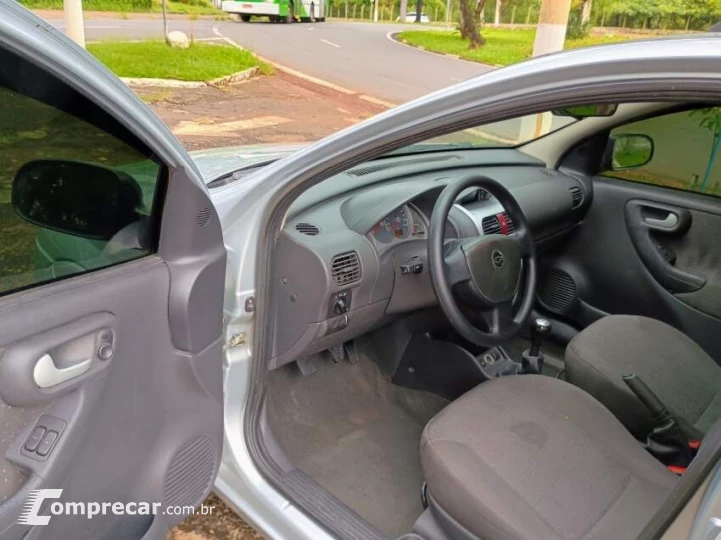 CORSA 1.4 MPFI Premium 8V