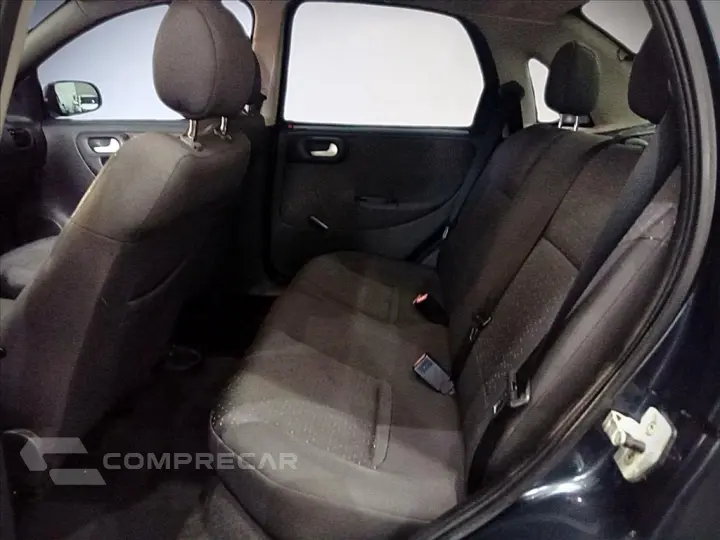 CORSA 1.4 MPFI PREMIUM SEDAN 8V FLEX 4P MANUAL