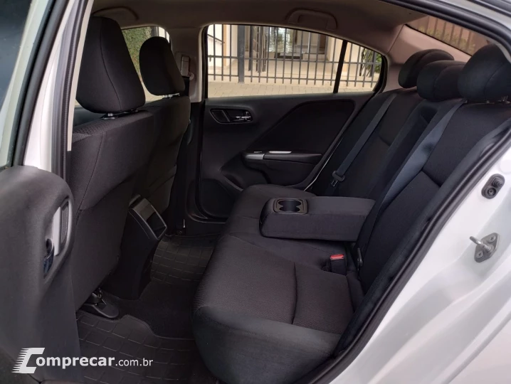 CITY 1.5 EX Sedan 16V