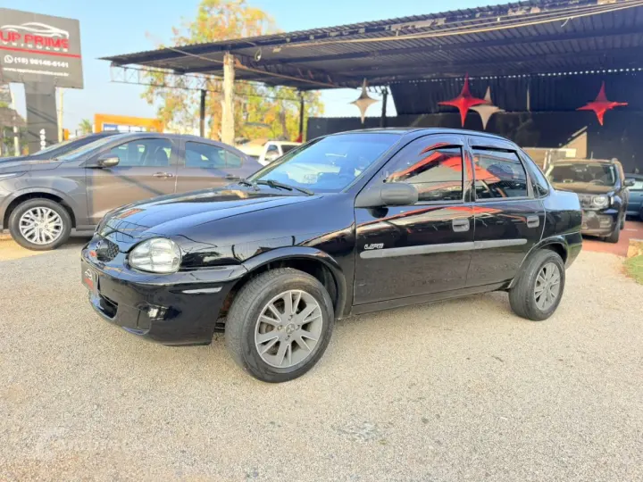 Classic Sedan 1.0 4P FLEX LIFE