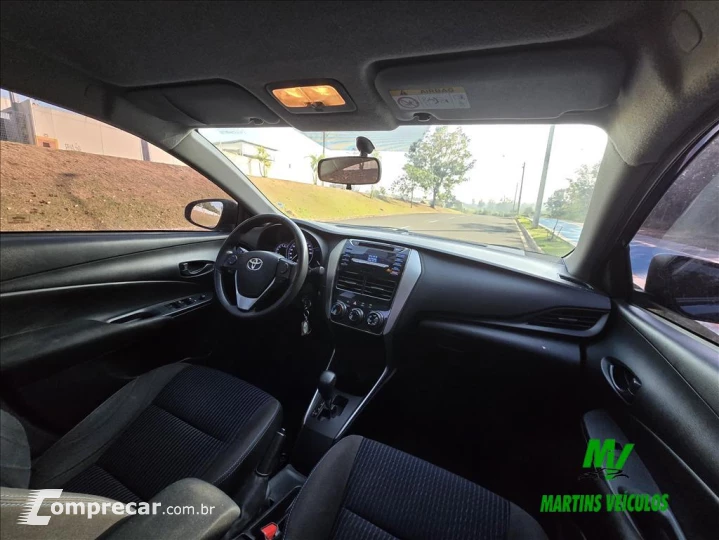 YARIS 1.5 16V FLEX SEDAN XL LIVE MULTIDRIVE