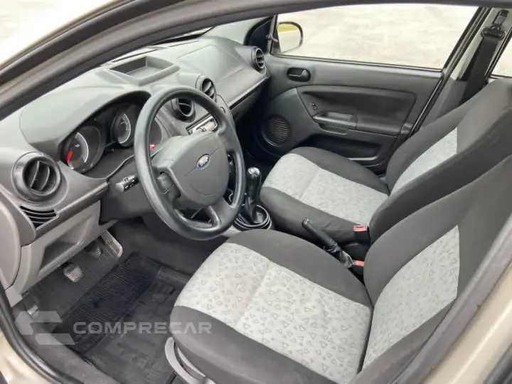 FIESTA 1.6 SE Sedan 16V