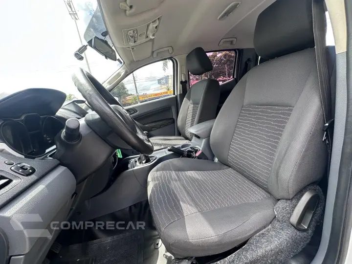 RANGER 2.5 XLS 4X2 CD 16V FLEX 4P MANUAL