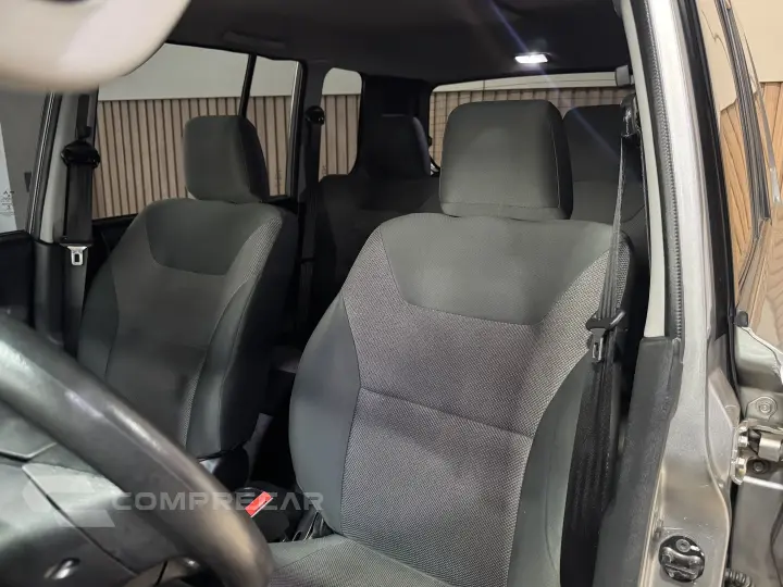 PAJERO TR4 2.0 4X2 16V 140CV FLEX 4P AUTOMÁTICO