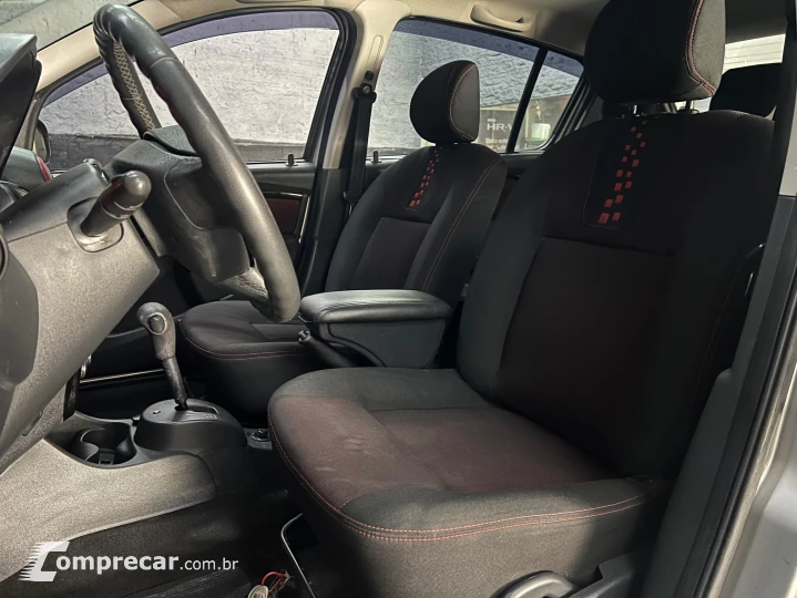 SANDERO 1.6 STEPWAY 16V FLEX 4P AUTOMÁTICO