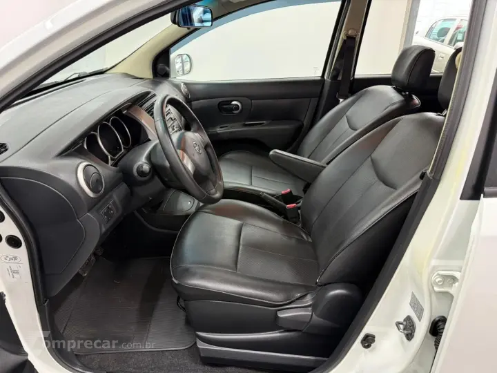 LIVINA GRAND SL 1.8 16V Flex Fuel Aut.