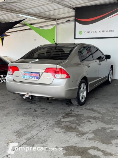 Civic Sedan LXS 1.8/1.8 Flex 16V Aut. 4p