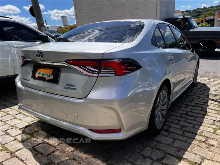 COROLLA 1.8 VVT-I Hybrid Altis