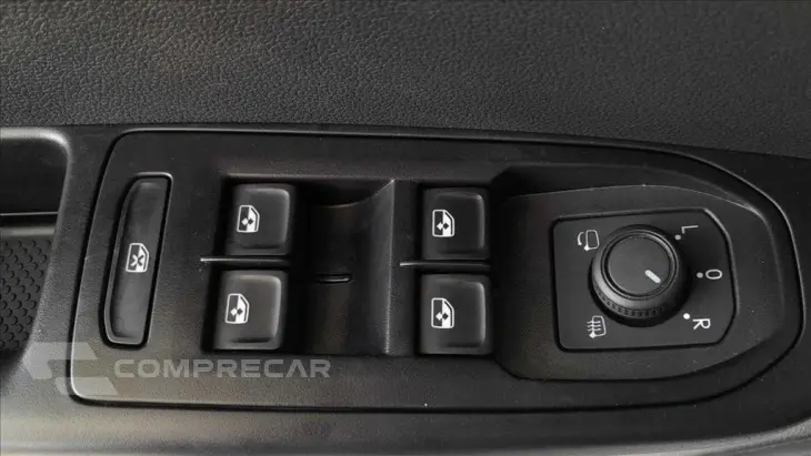 TAOS 1.4 250 TSI TOTAL FLEX HIGHLINE AUTOMÁTICO