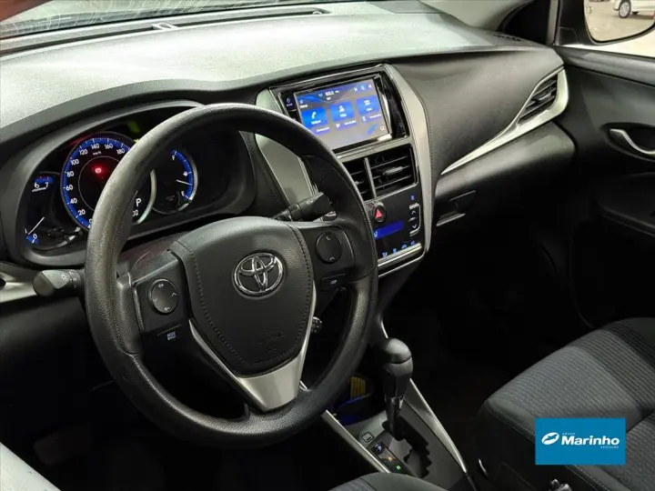 YARIS 1.5 16V FLEX SEDAN XL PLUS CONNECT MULTIDRI