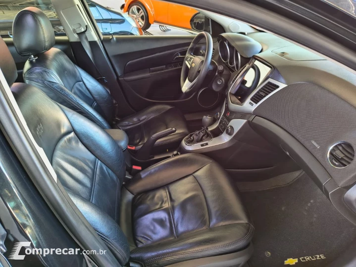 Cruze Hatch 1.8 16V 4P LT SPORT FLEX