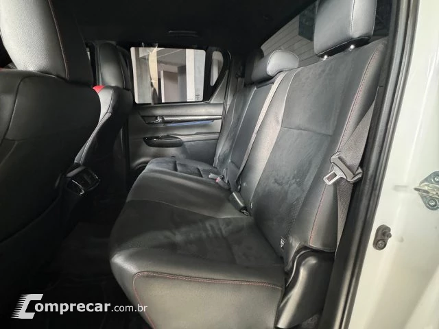 HILUX - 2.8 D-4D TURBO CD GR-S 4X4 AUTOMÁTICO