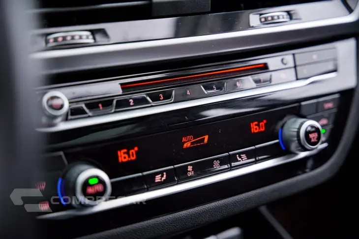 X3 XDRIVE 20i 2.0/X-Line Bi-TB Flex Aut.