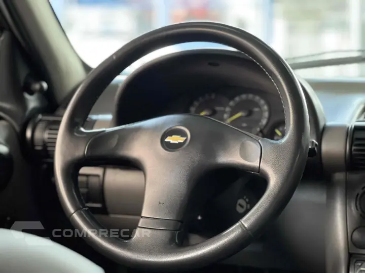 CLASSIC 1.0 MPFI LS 8V FLEX 4P MANUAL