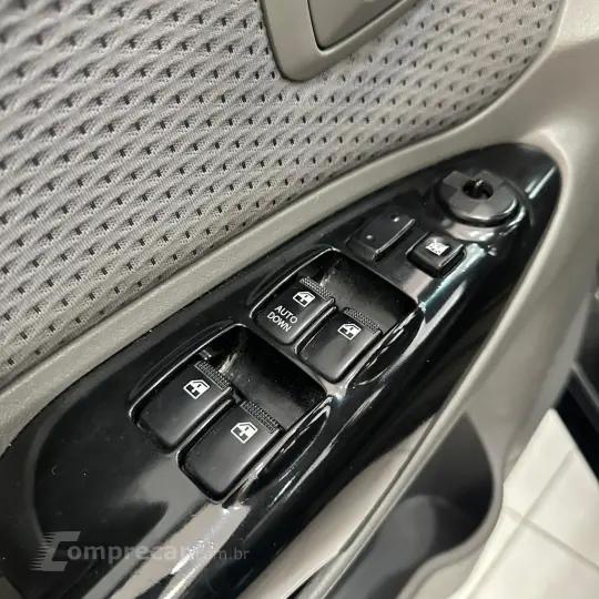 TUCSON 2.0 GL 2WD 16V