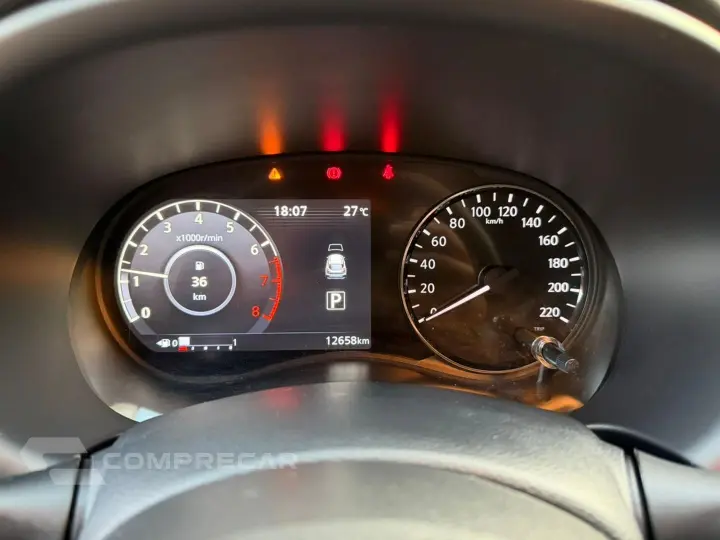 Kicks Play 1.6 16V Flexstart Advance Plus Xtronic