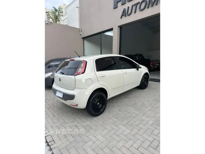 PUNTO 1.6 ESSENCE 16V FLEX 4P AUTOMATIZADO