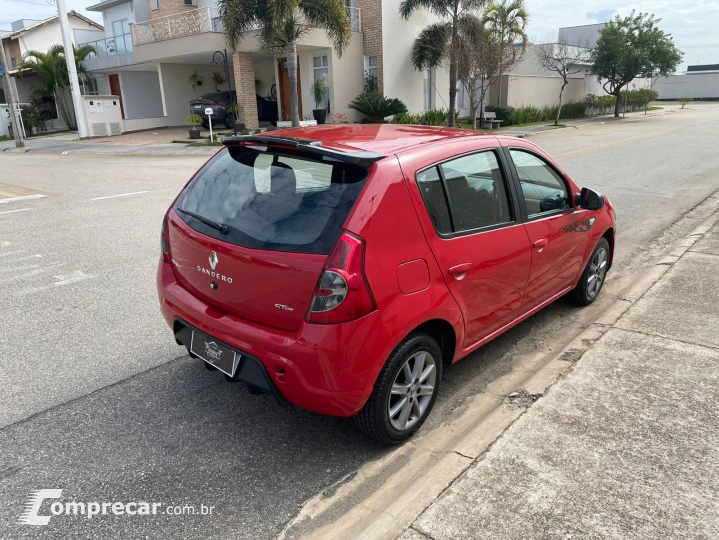 SANDERO 1.6 GT Line Limited